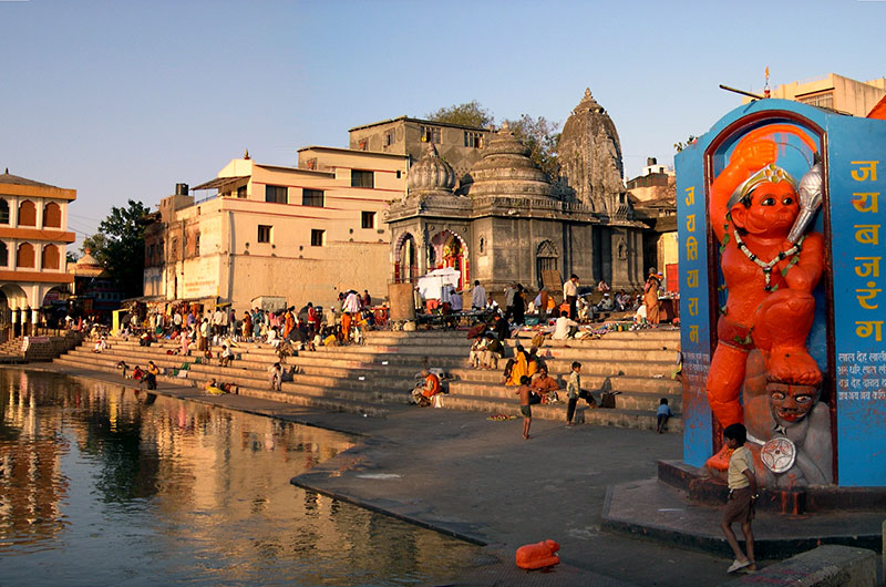 Places to visit near Shirdi Sai Baba Temple. Location to visit near Shirdi. #Shirdi #BestHotel #SaiBaba #ShirdiStay #Nashik #Nasik